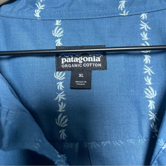 Patagonia Men Go To Shirt XL Blue Organic Cotton Stripe Short Sleeve Button Down - Picture 2 of 11